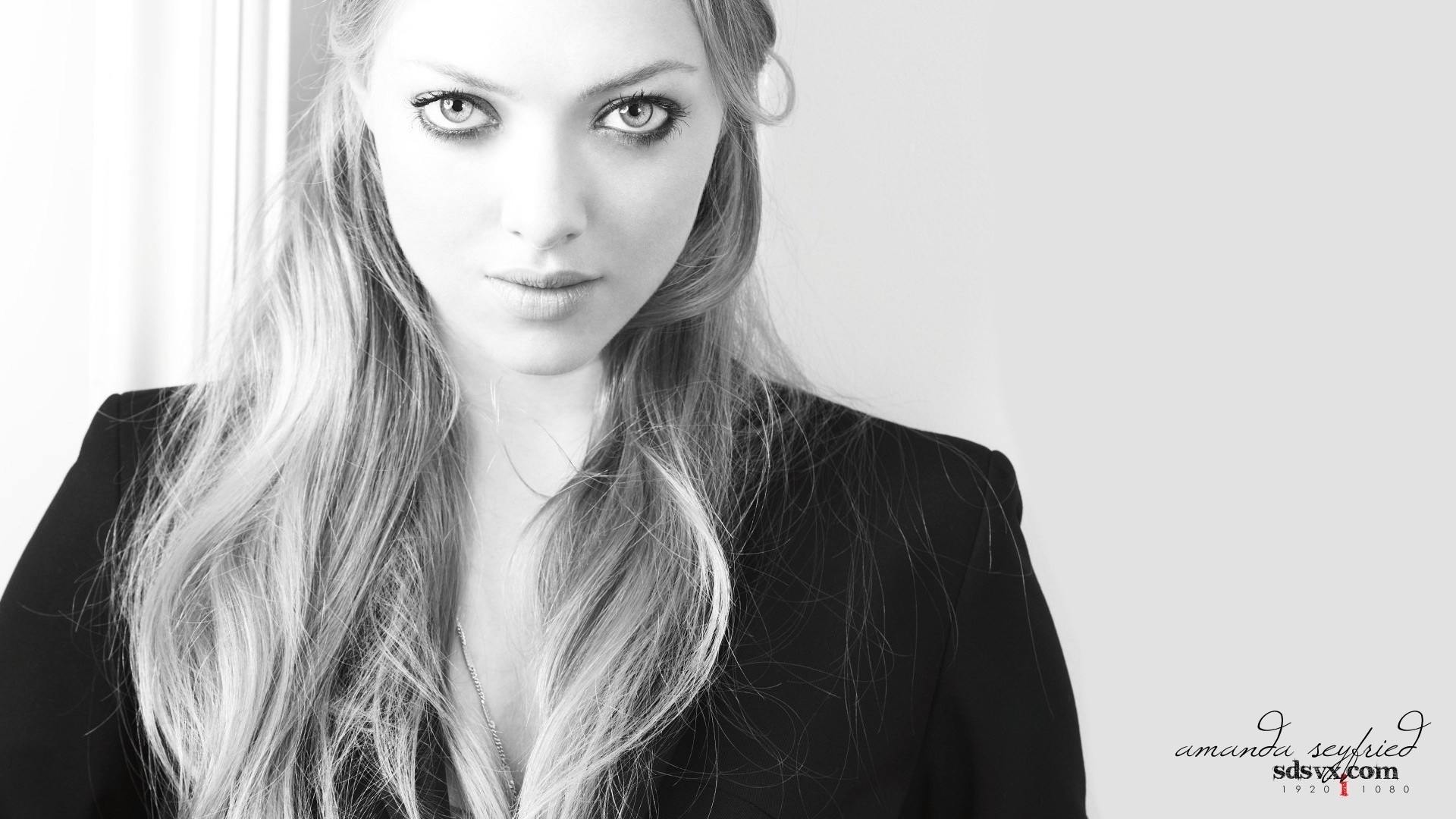 fille amanda seyfried b. c. caractère portrait amanda seyfried