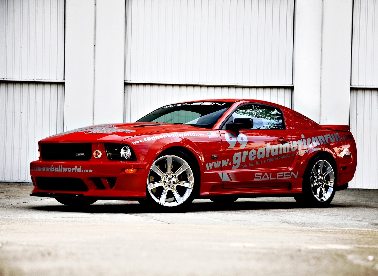 mustang rojo carrera