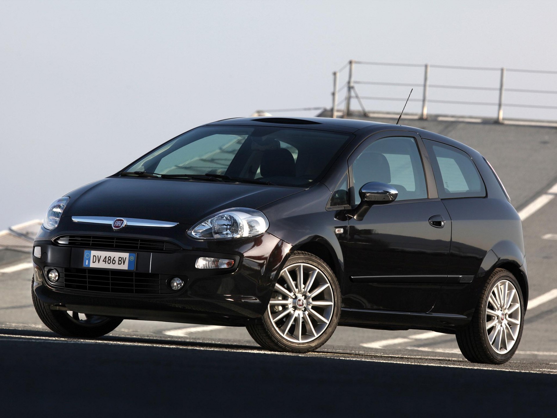 coche carretera fiat