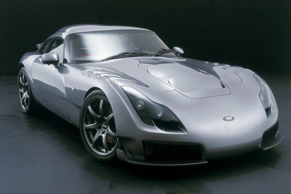 Voiture TVR sagaris gris