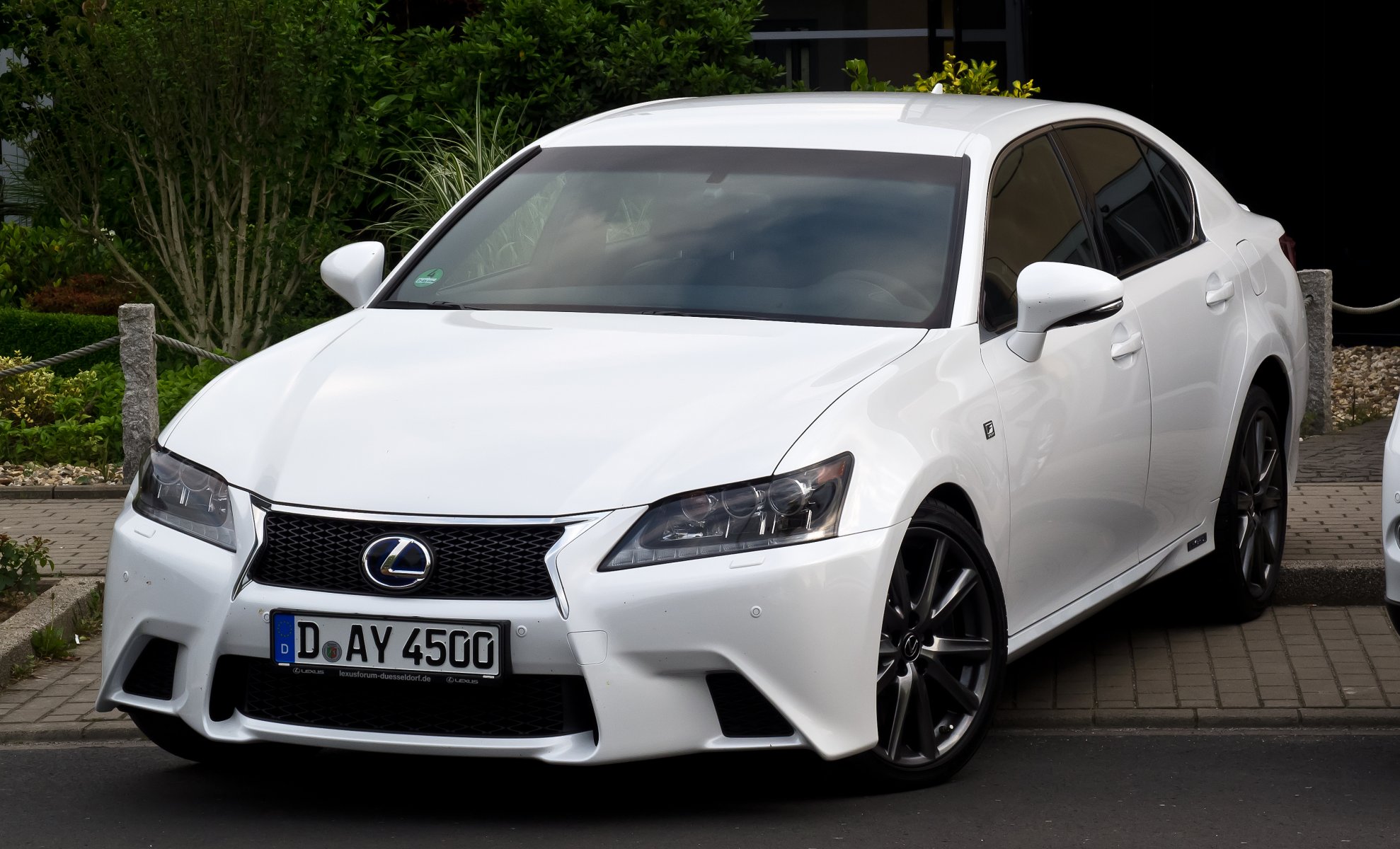 handsome white gs450h f sport sedan hybrid lexu