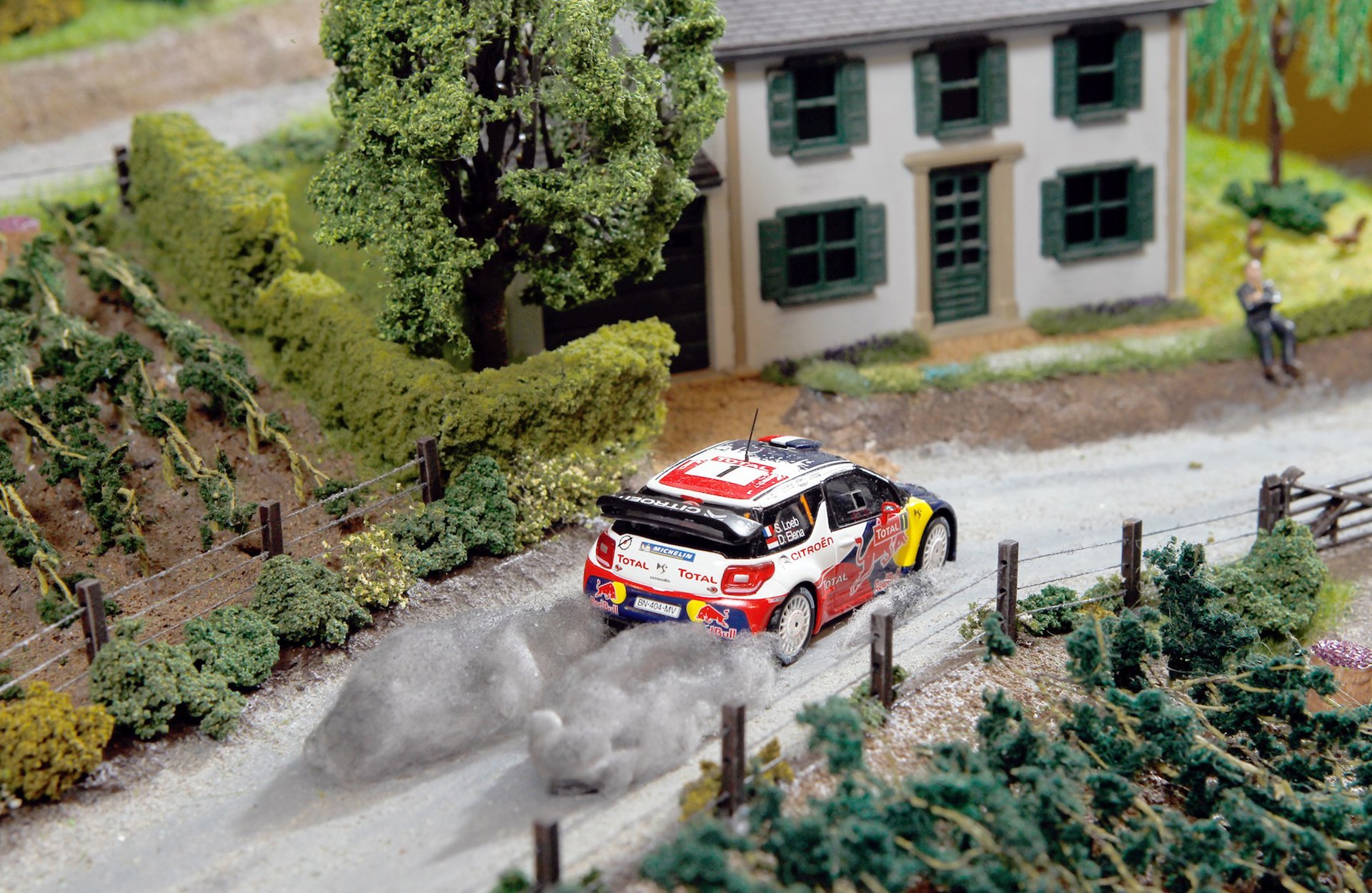 citroen ds3 wrc diorama maqueta rally sebastian loeb casa modelo coche edificio