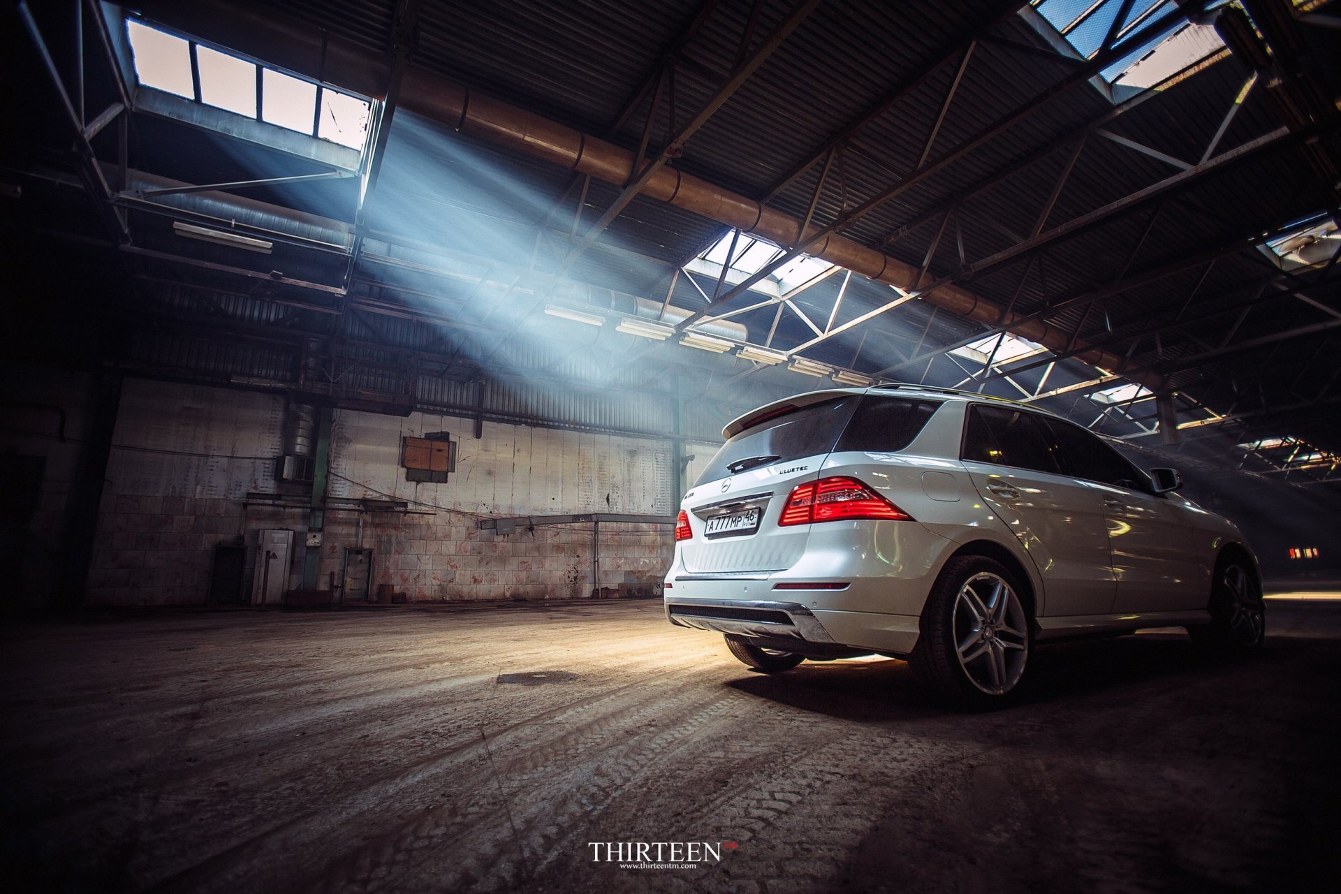 treize photographie photographe auto voiture mercedes-benz ml350 amg alimentation