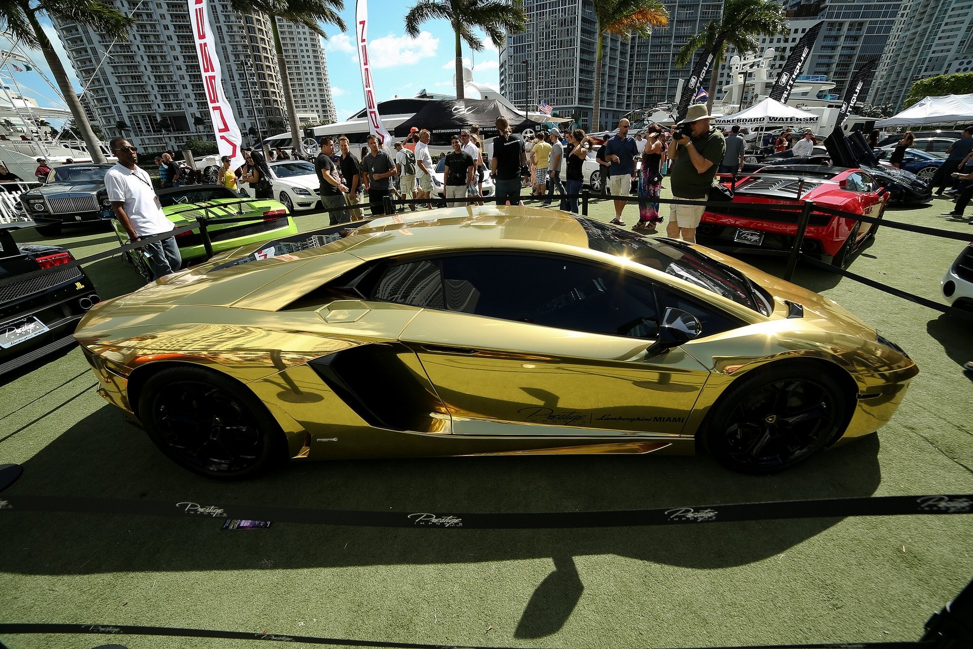 aventador lp720-4 lamborghini lamborghini aventador lp720-4 золотой