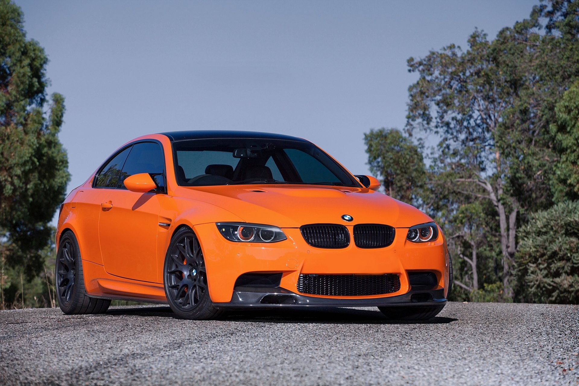 bmw m3 e92 orange tuning bmw coupé arbres ciel