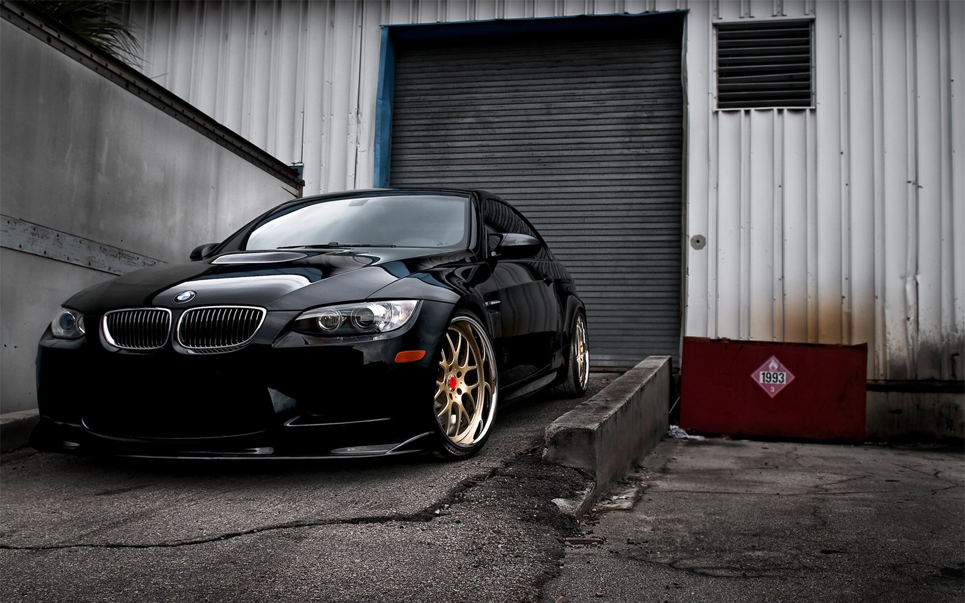 noir bmw m3 e92 bmw voiture de sport voiture de sport jantes bavière allemagne auto voiture voiture noire voiture transport phares garage voitures véhicules