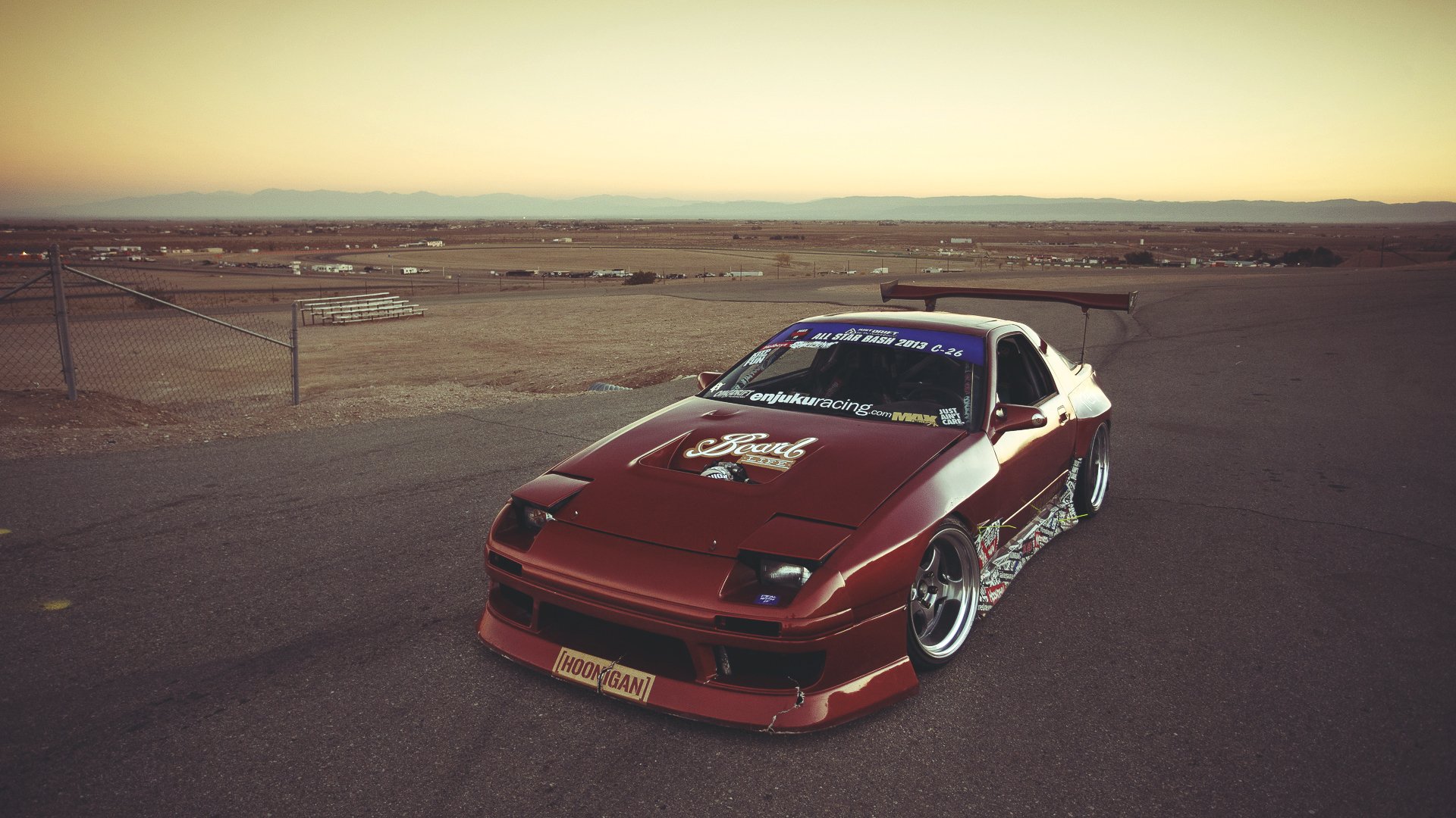 mazda rx7 hoonigan mazda désert