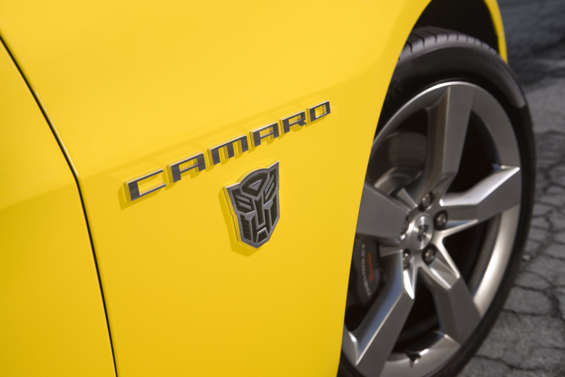 chevrolet camaro шевроле шмель