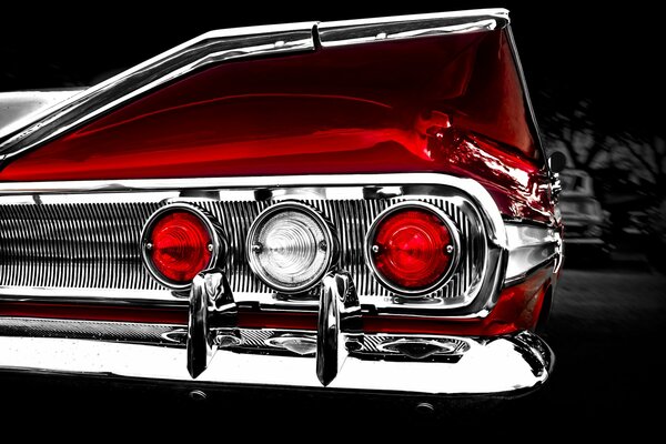 Red headlights with chrome details