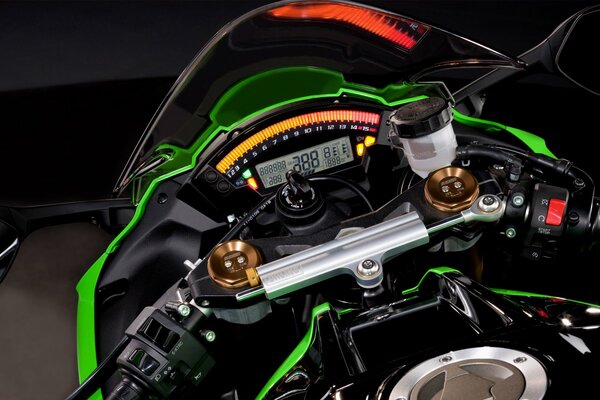 Kawasaki ZX - 10r motorcycle from the first person