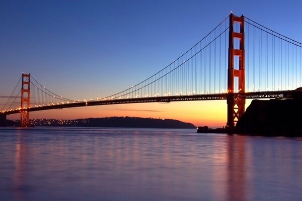 Pont de la rivière à San Francisco