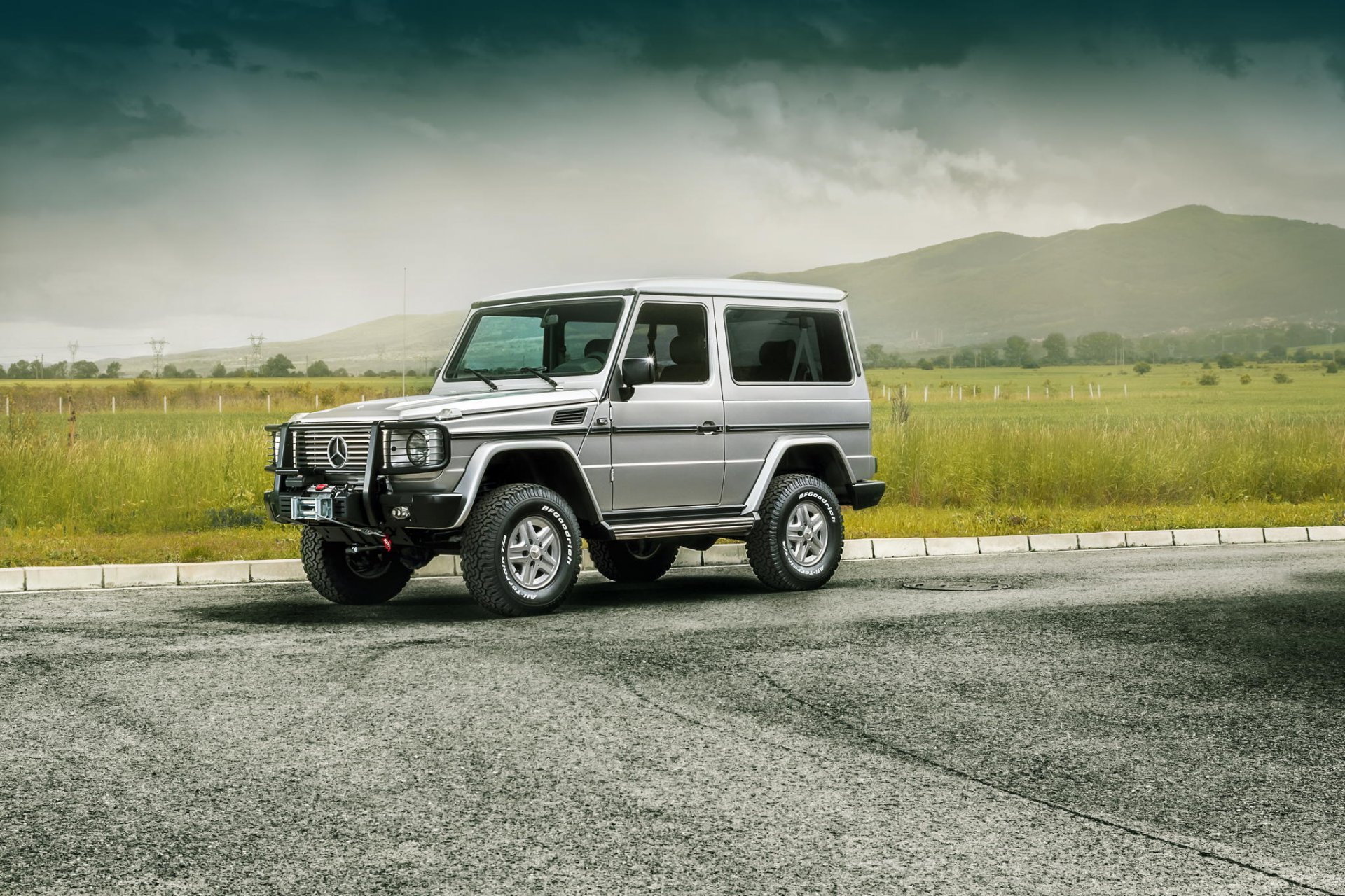 mercedes-benz classe g argent dejan jordanov mercedes benz suv argent
