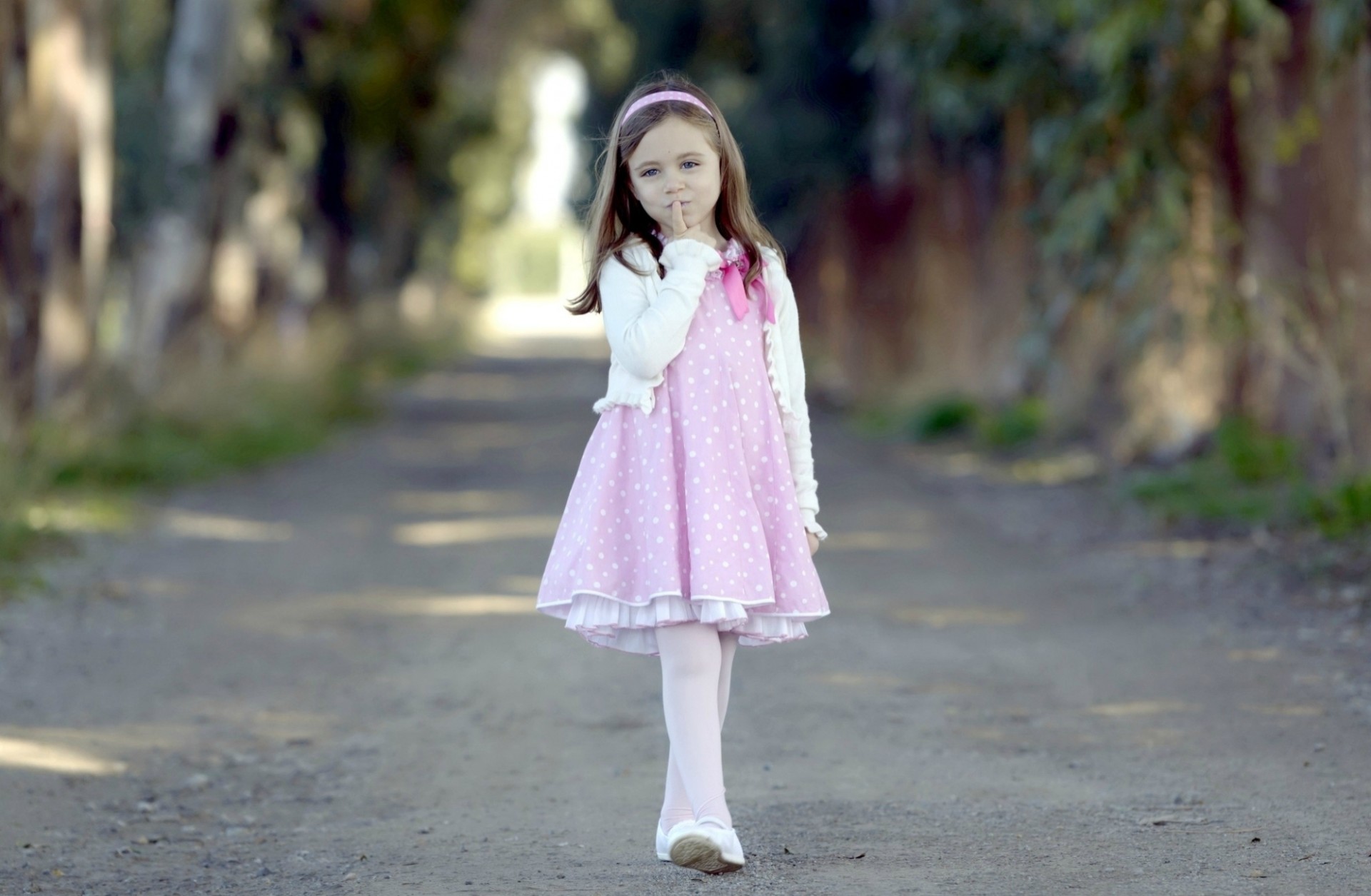 heet pink face mood children path background tree nature torment wallpaper views thumb belt dress step road ring walk girl