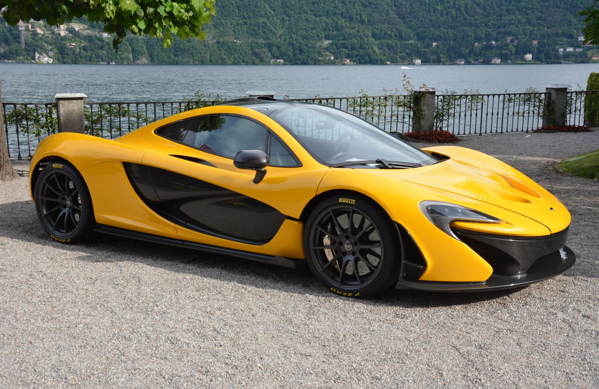 mclaren p1 supersamochód