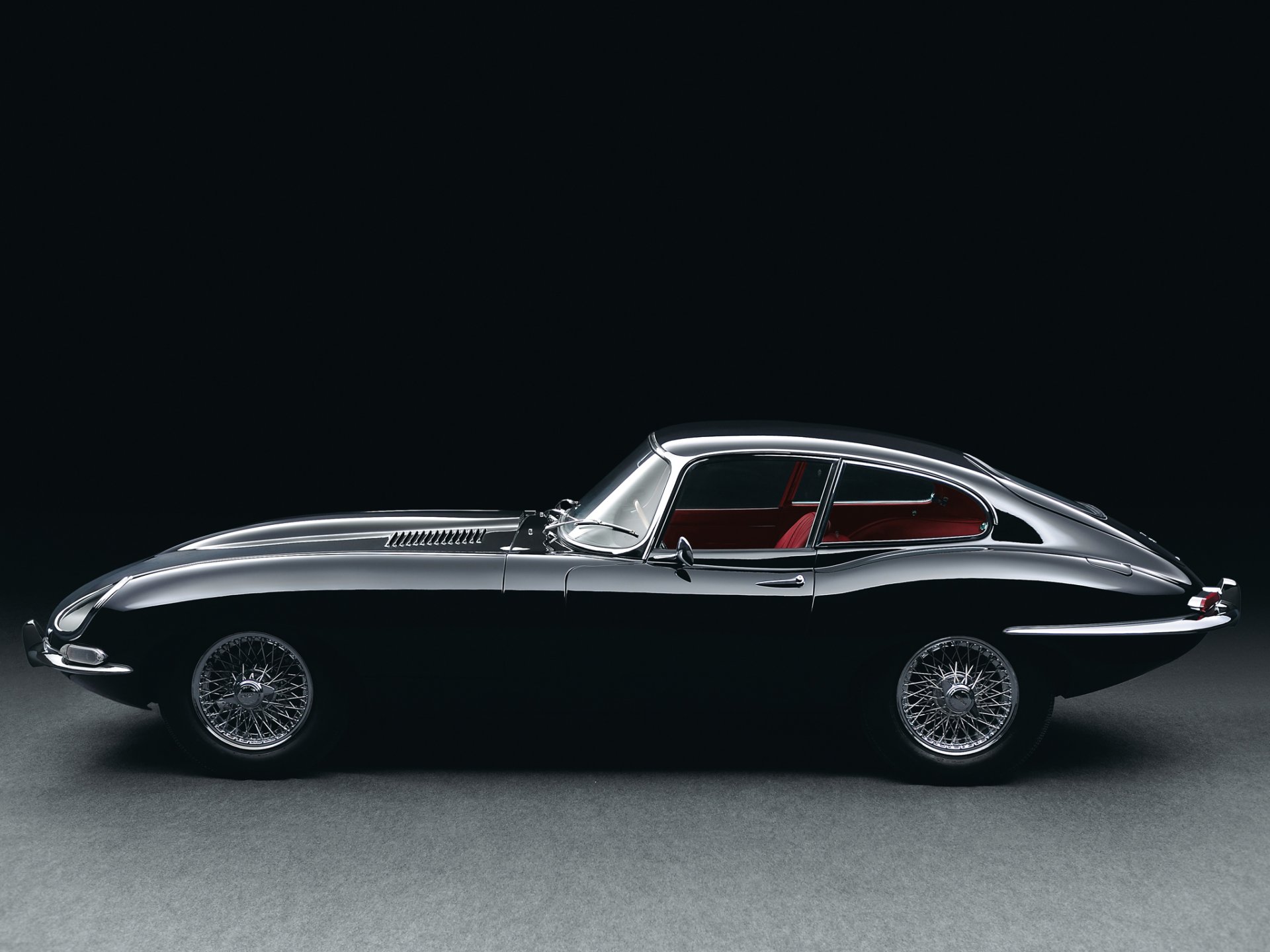jaguar e-type ретро вид сбоку 1961 г