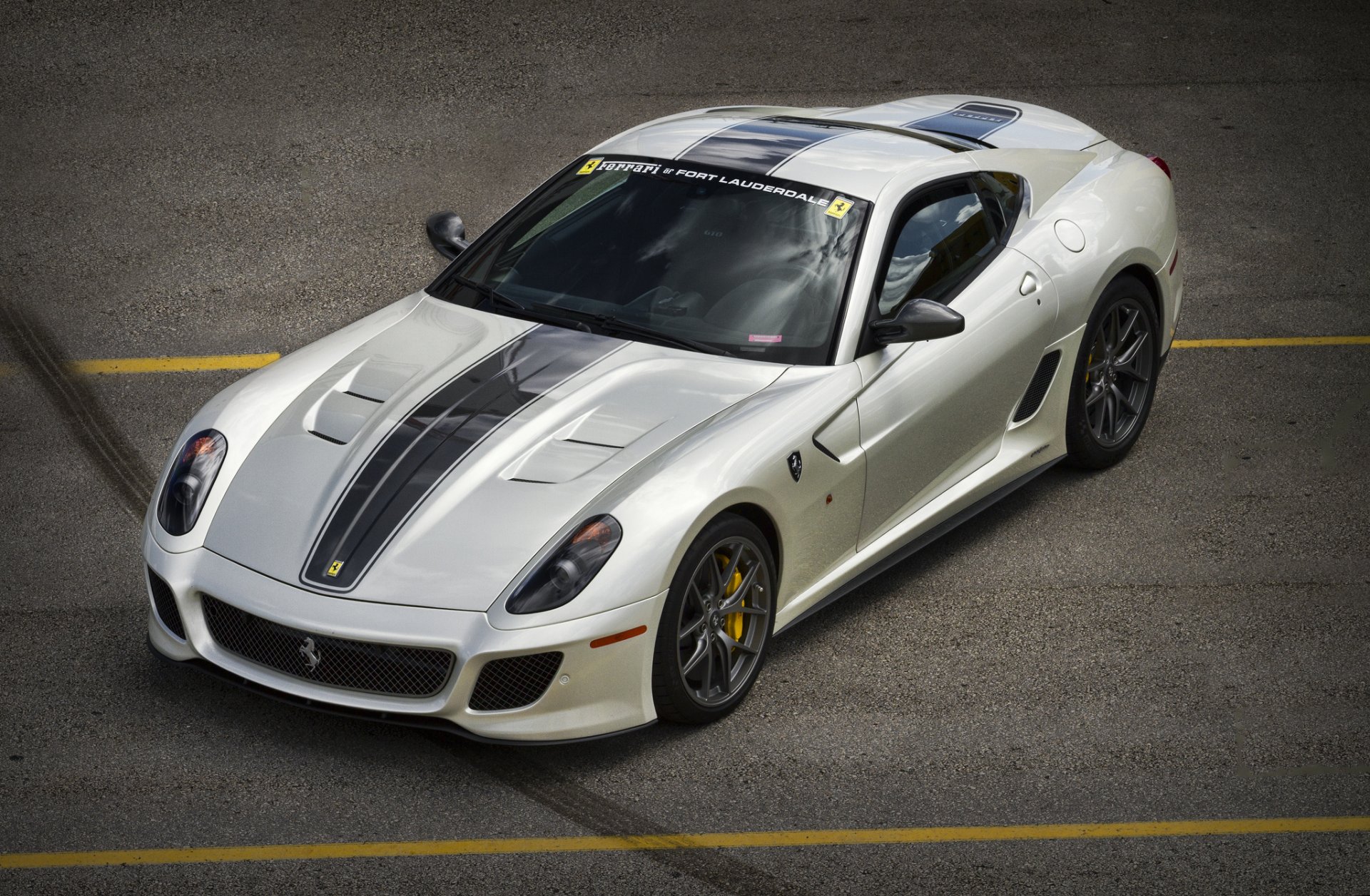 ferrari gto серебряный феррари гто серый