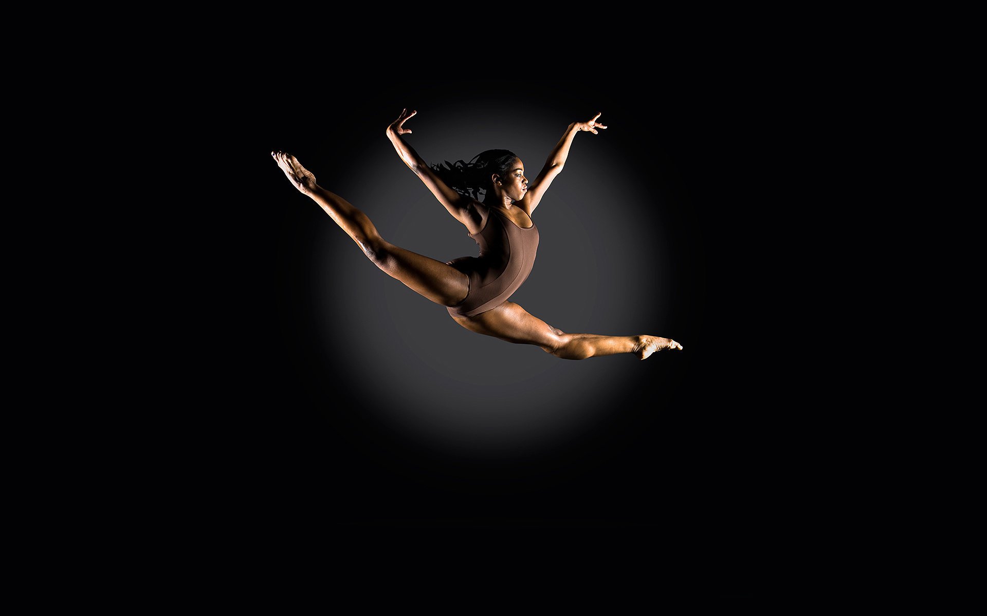 komsomol salto bellezza atleta ragazza donne sport