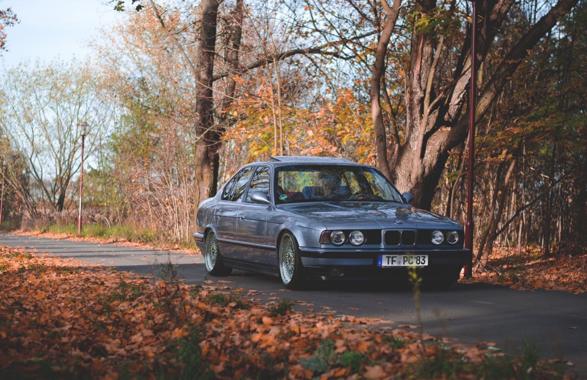 bmw e34 oldscool bmw messa a punto posizione cerchi autunno classico