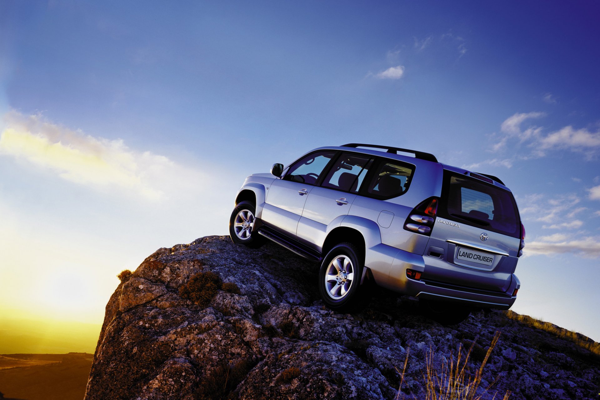 toyota land cruiser prado auto auto jeep hügel hang berg toyota land cruiser