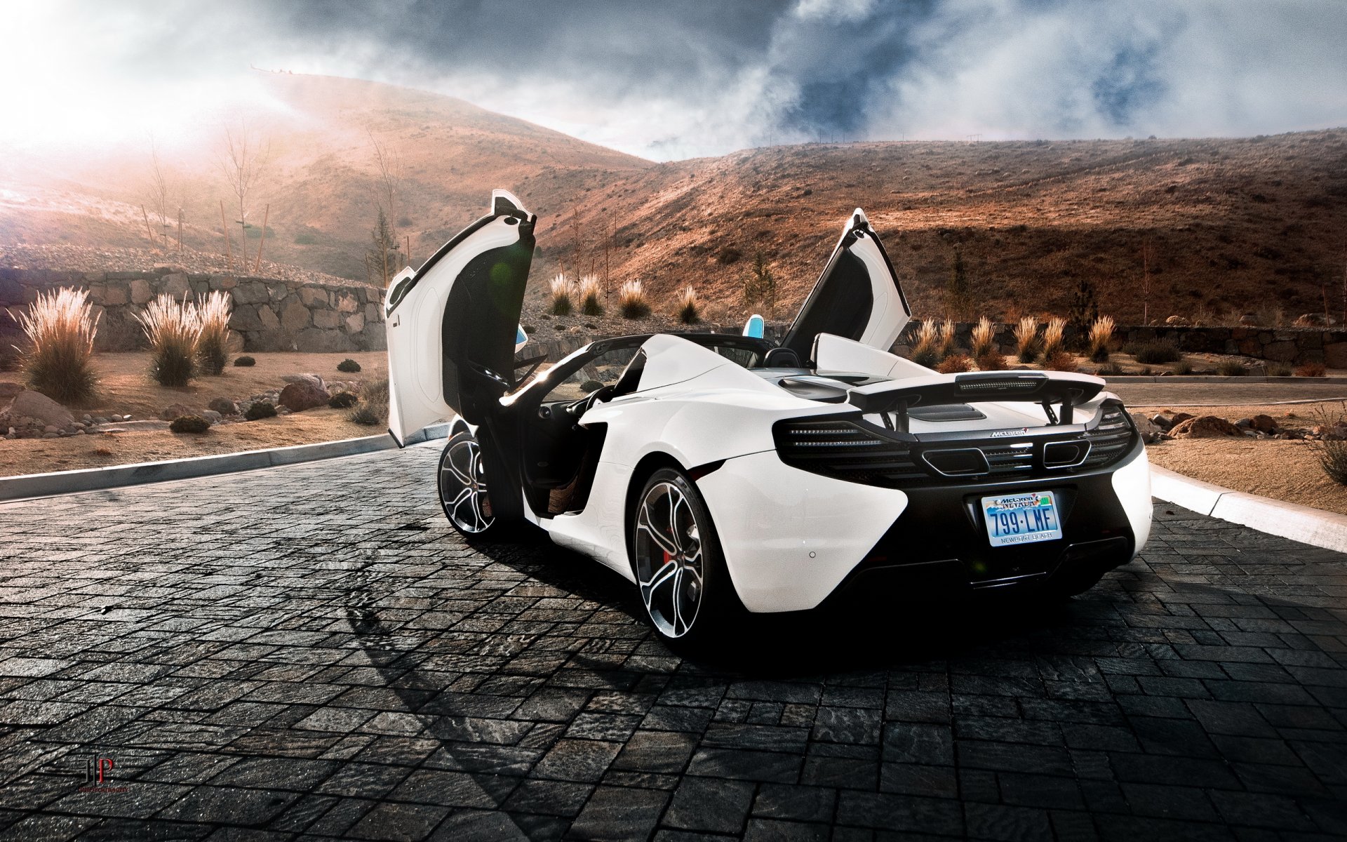 mclaren mp4-12c паук суперкар макларен