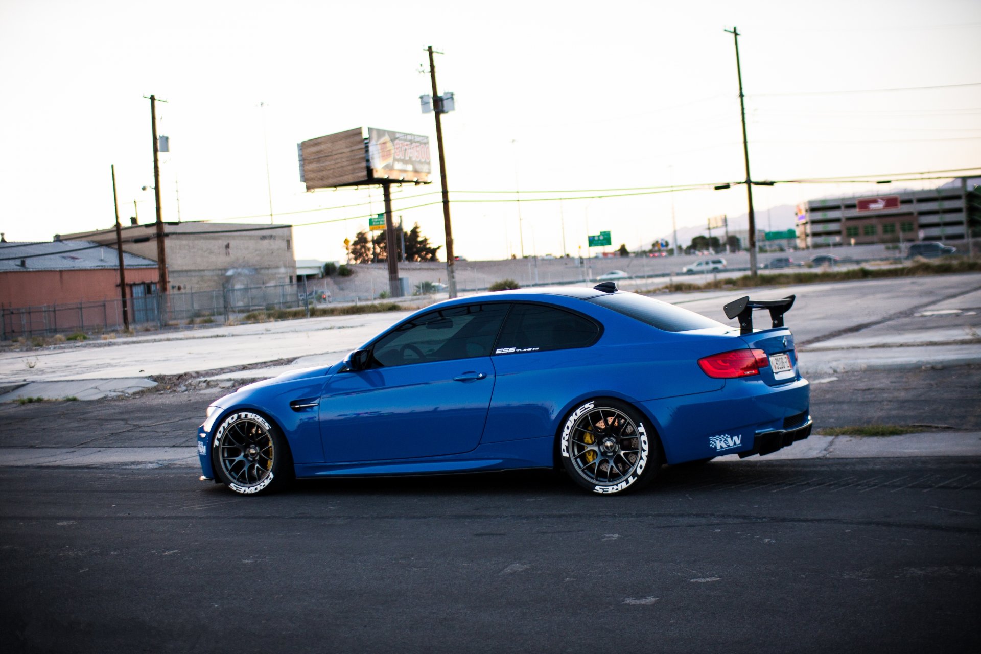 bmw m3 e92 blau bmw seitenansicht kotflügel straße straße