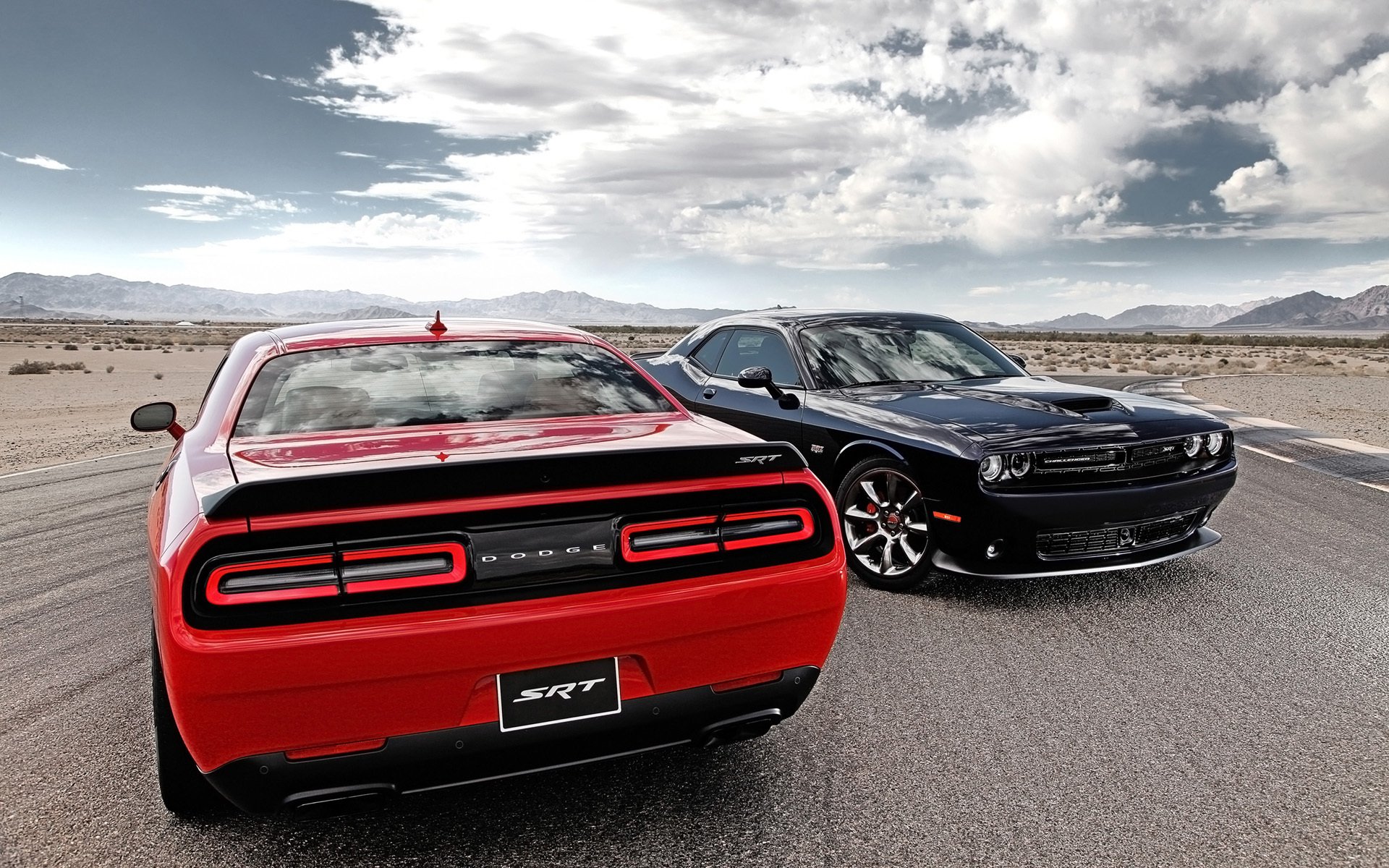 esquivar challenger cien dodge challenger frente vista trasera coche del músculo muscle car rojo carretera cielo nubes
