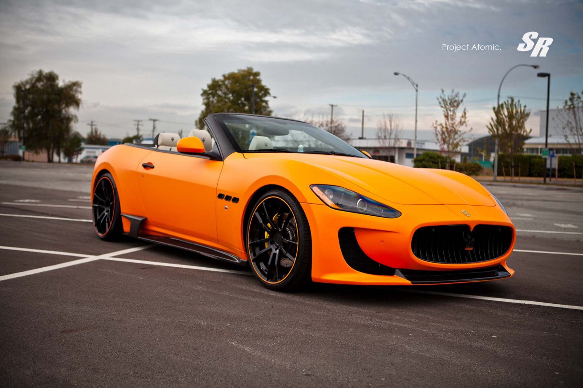 r auto group maserati gran turismo convertibile nucleare maserati v-8 arancione