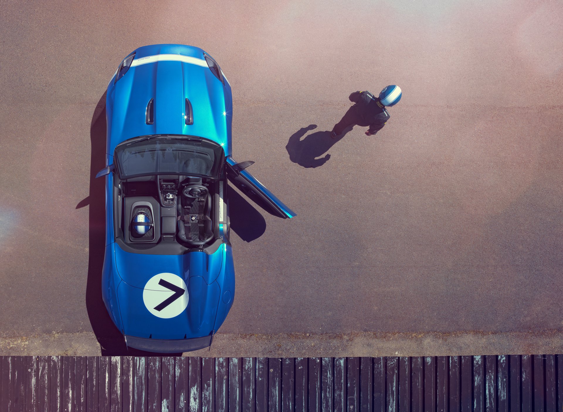 jaguar proyecto 7 concepto coche vista superior azul piloto conductor puerta