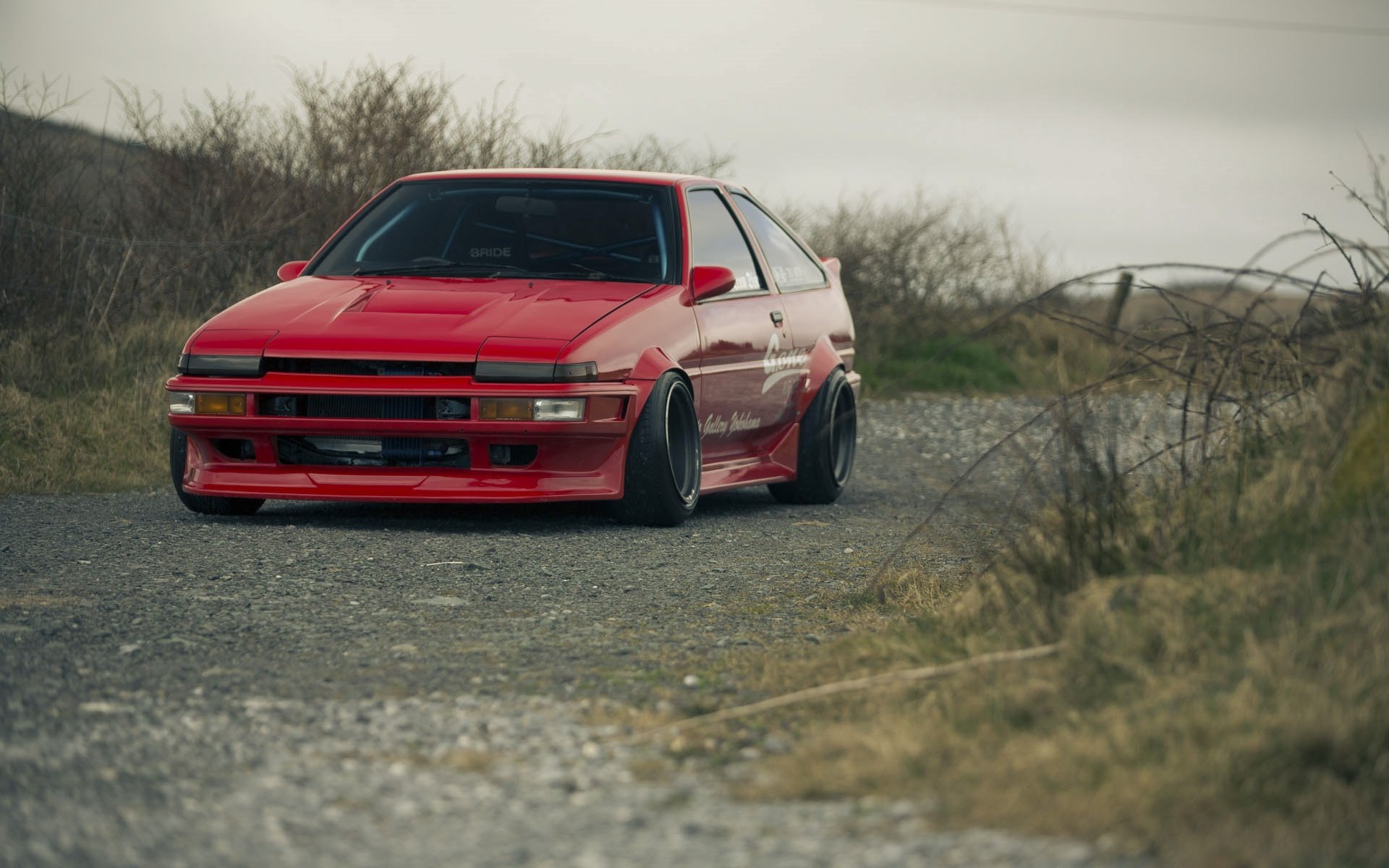 toyota corolla ae86 czerwony toyota corolla czerwony