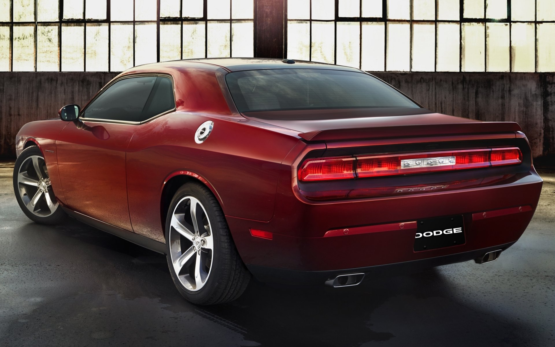 ausweichen challenger rt 100.jahrestag muscle car muscle car rückansicht hintergrund