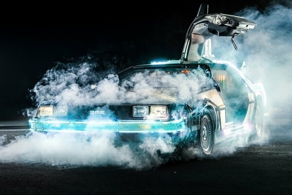 Máquina del tiempo caliente de regreso al futuro