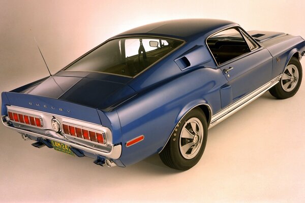Ford Mustang Shelby oil car in blue