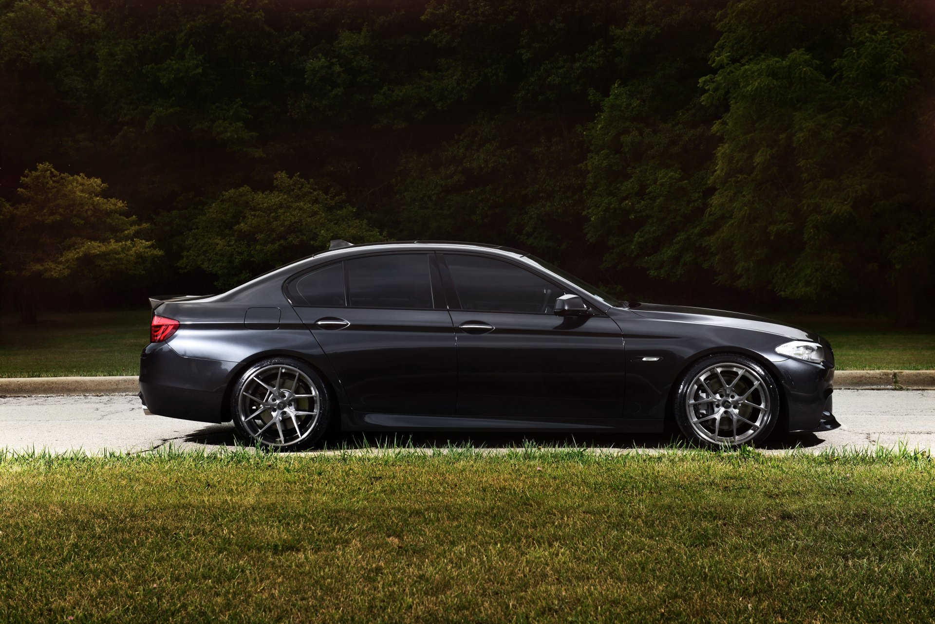 bmw 550i f10 black wheels bmw profile tinted rim