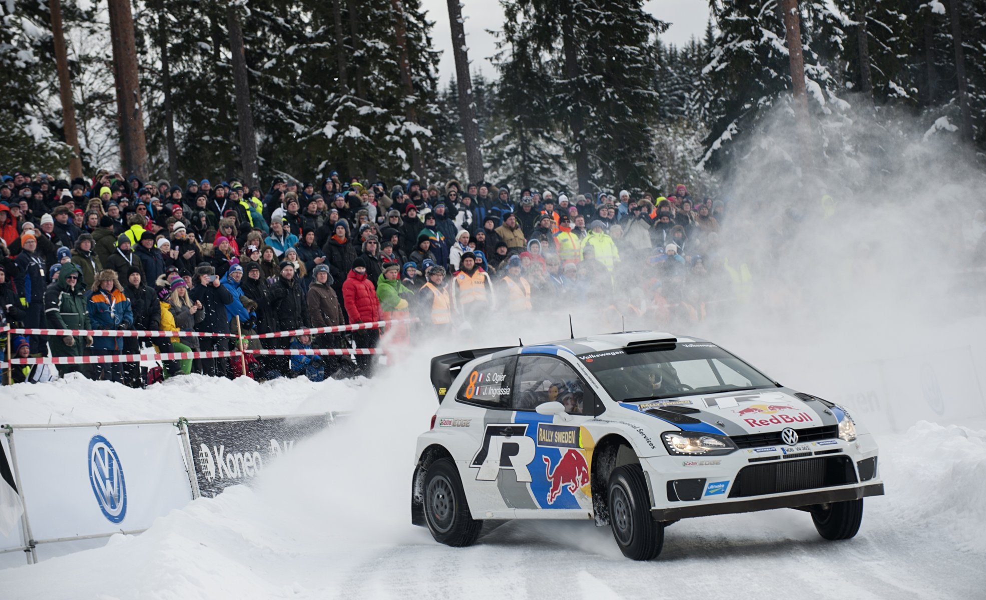 volkswagen polo schnee wkr sébastien ogier rallye winter rallye wald fans menschen