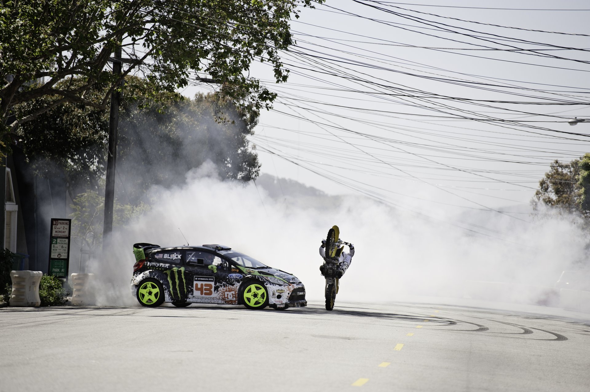 ford fiesta samochód ken block drift samochód motocykl poślizg dym