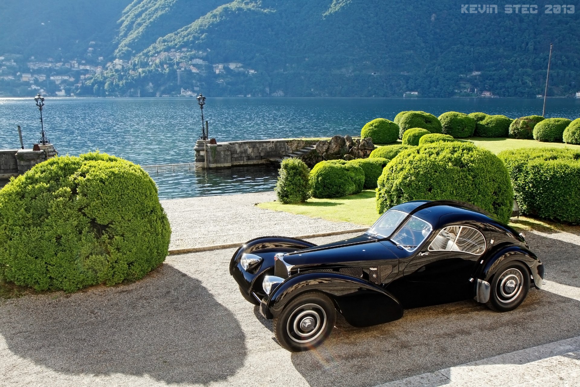 bugatti 57sc atlantic 1938 como lombardia włochy jezioro como krzaki promenada klasyczny retro