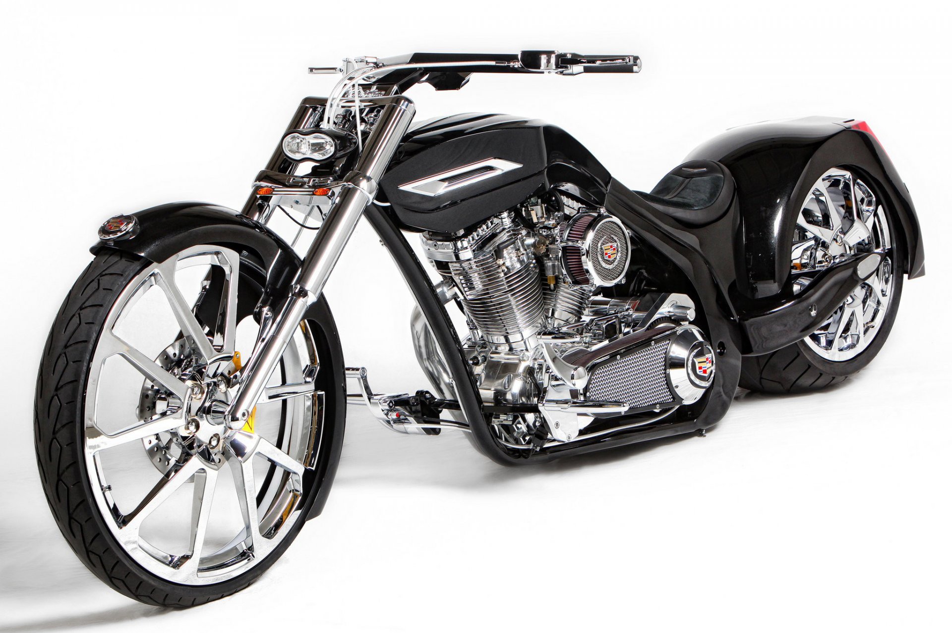 bicicleta chopper tuning por encargo diseño de paul jr.