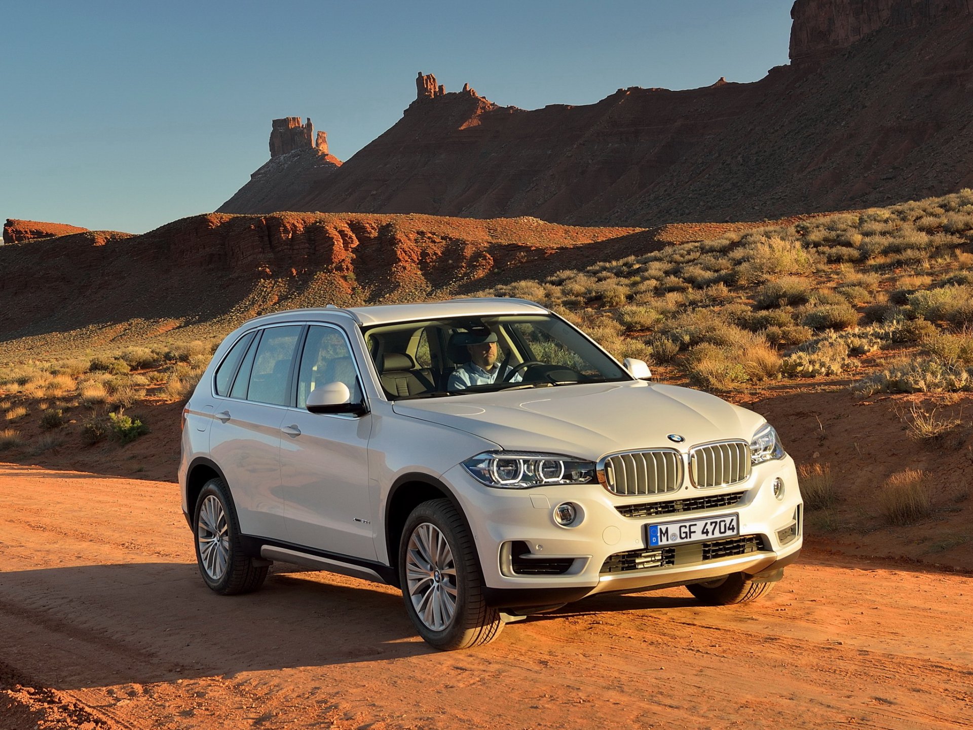 bmw x5 xdrive30d hermoso coche blanco bmw