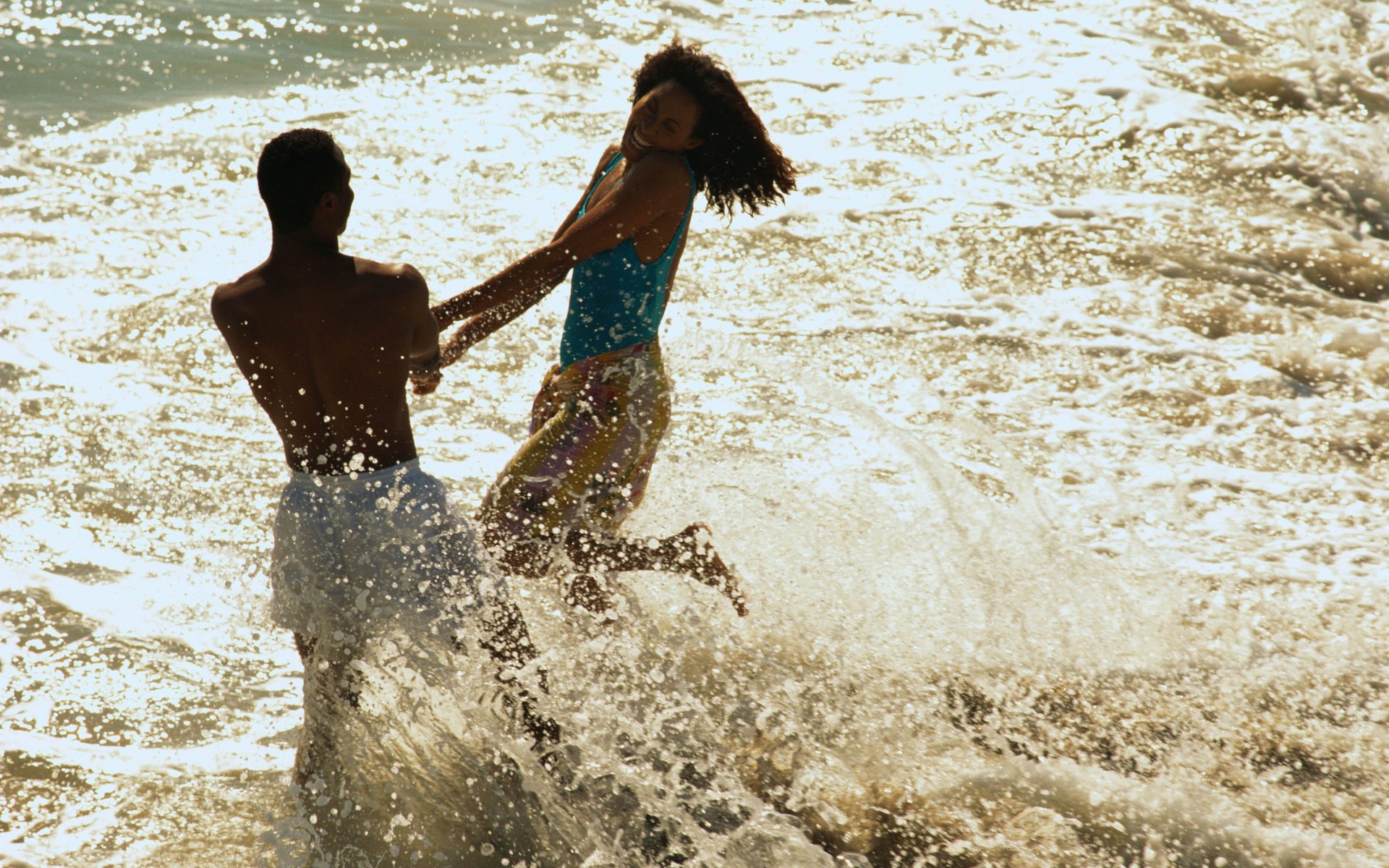 love happiness water spray beach