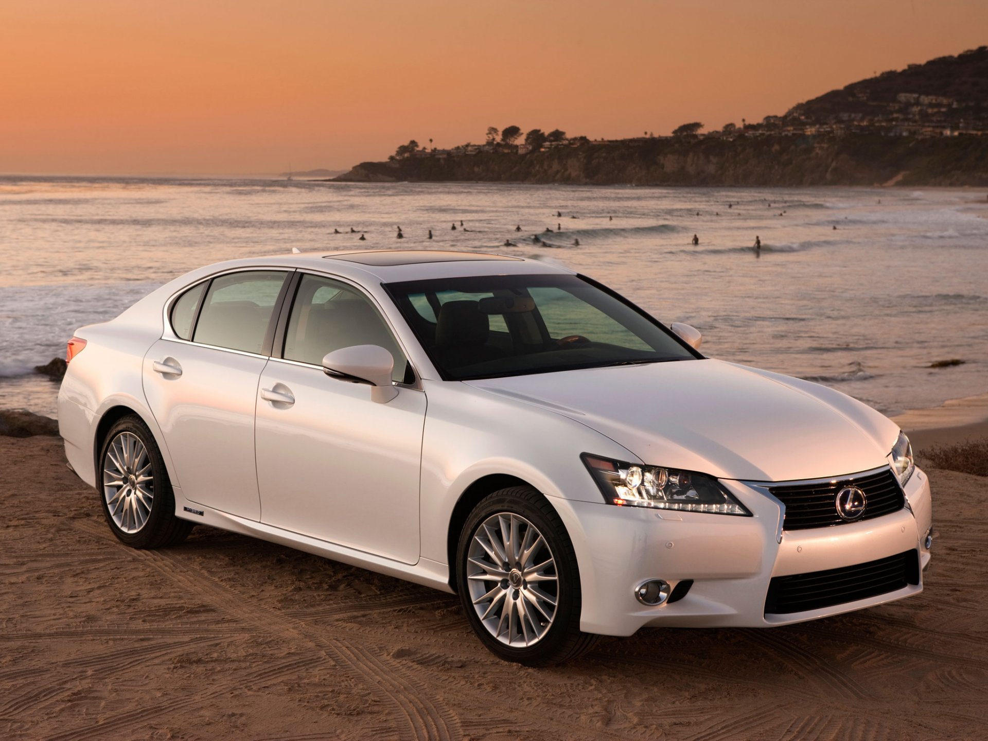 lexus gs450h lexus gs berline blanc avant plage côte océan coucher de soleil ciel