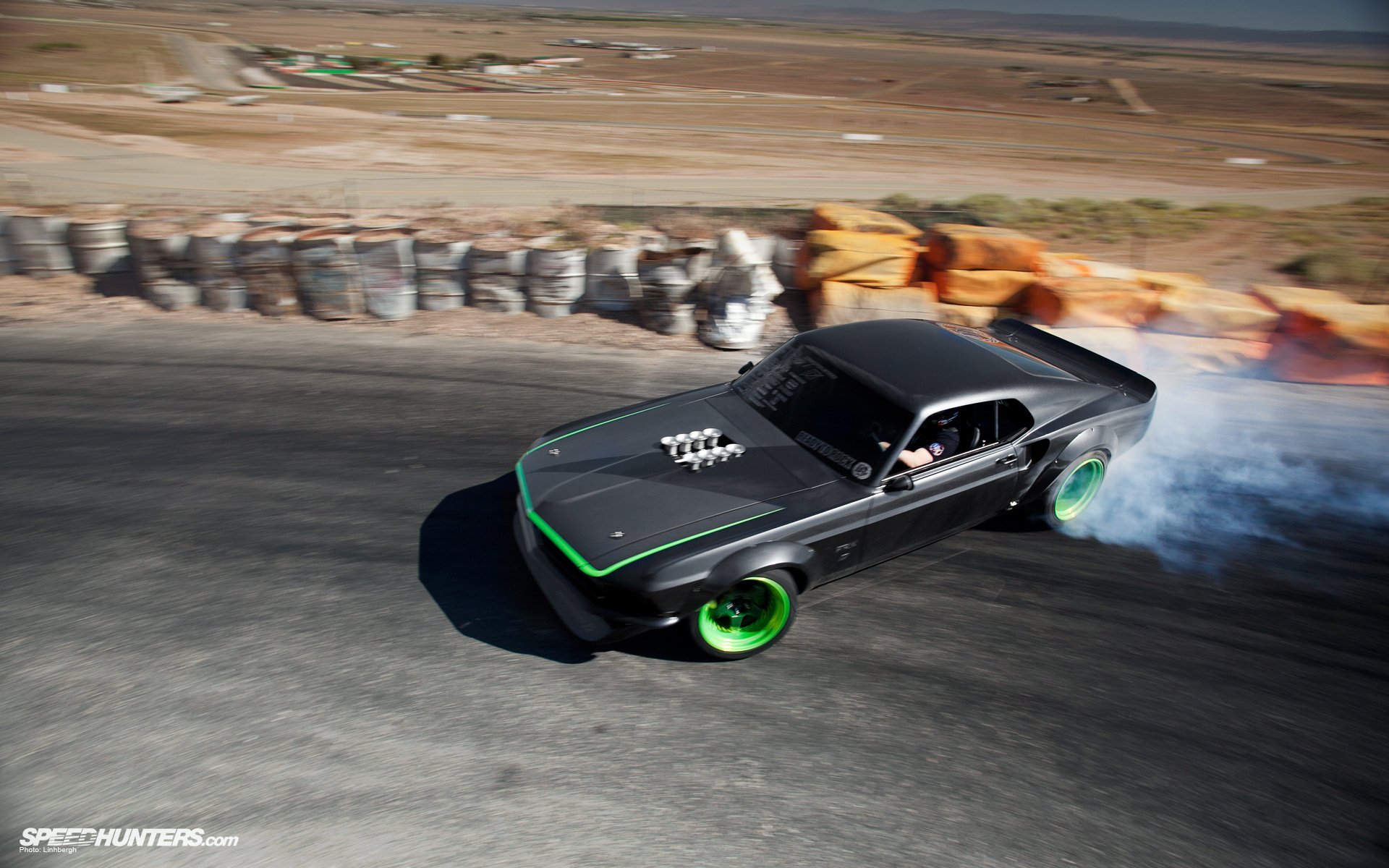 ford mustang rtr-x fumée dérive noir