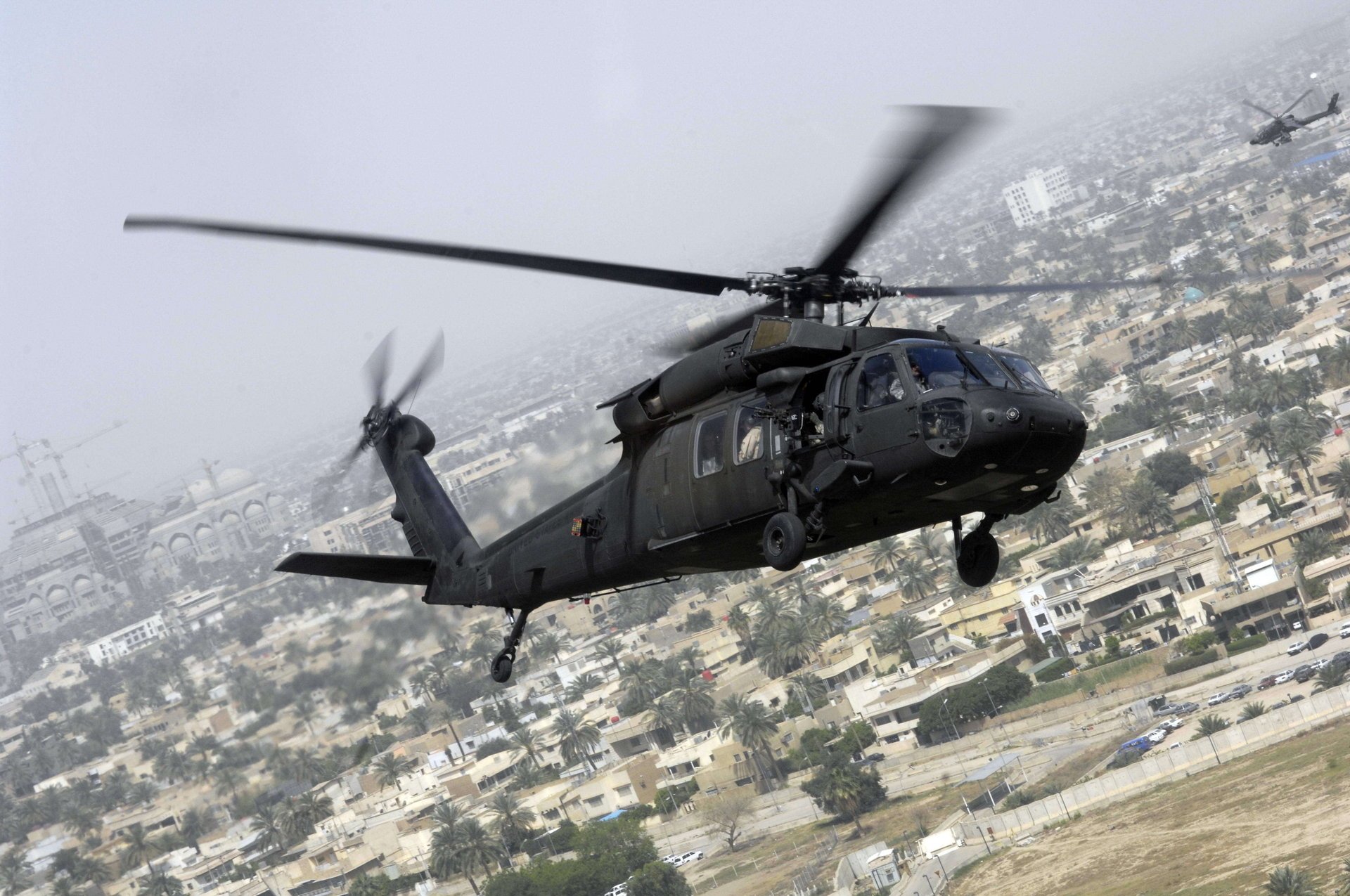 uh-60 uss vuelo helicóptero ciudad