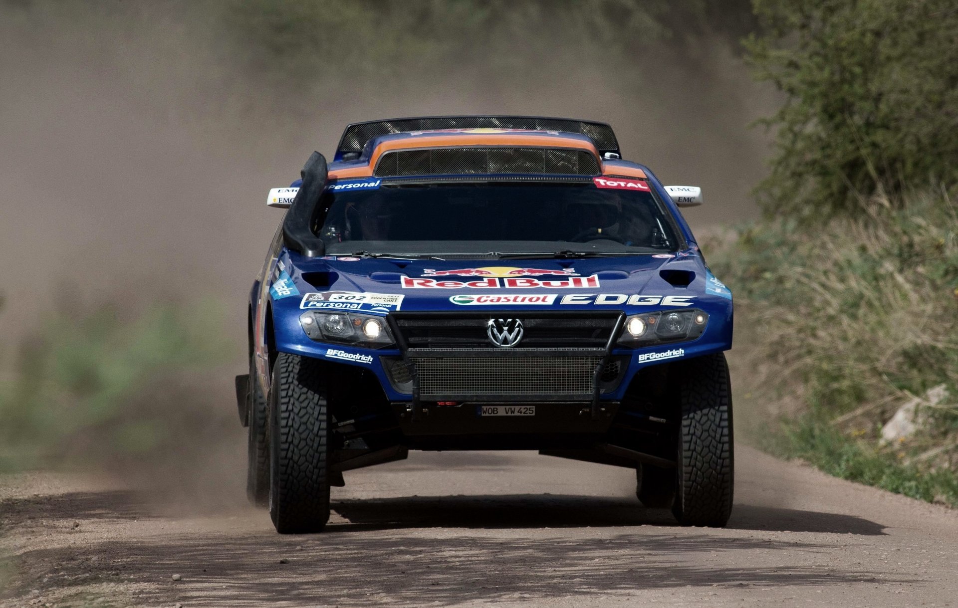 volkswagen tuareg blu dakar rally anteriore gara suv sport rally cofano