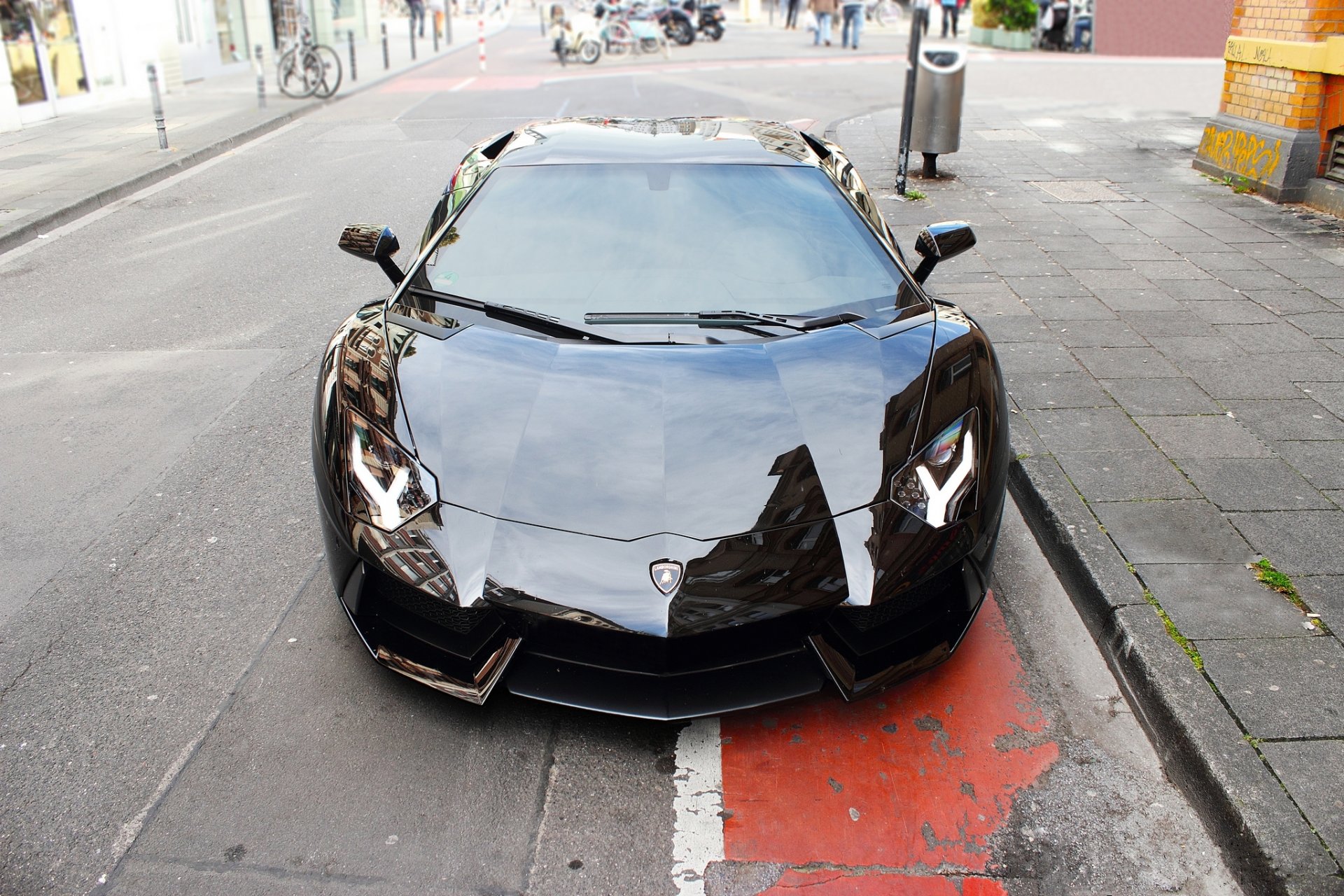 lamborghini aventador lp700-4 negro lamborghini aventador frente reflexión luz del faro carretera