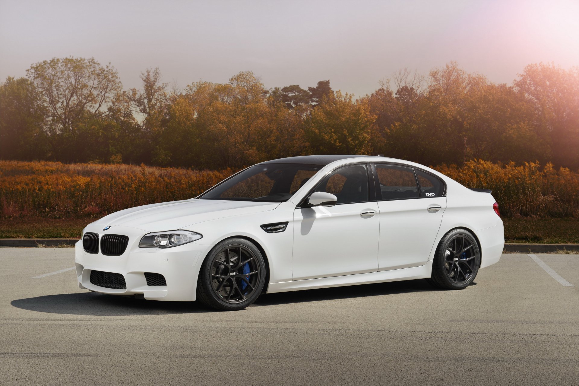 bmw m5 f10 white wheels bbs bmw sports sedan carbon fiber roof parking