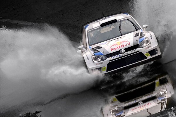 Volkswagen polo at the rally in the water