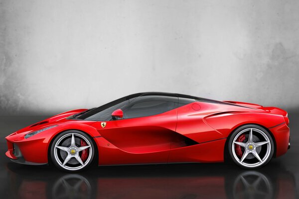 Rouge laferrari 2013 vue latérale