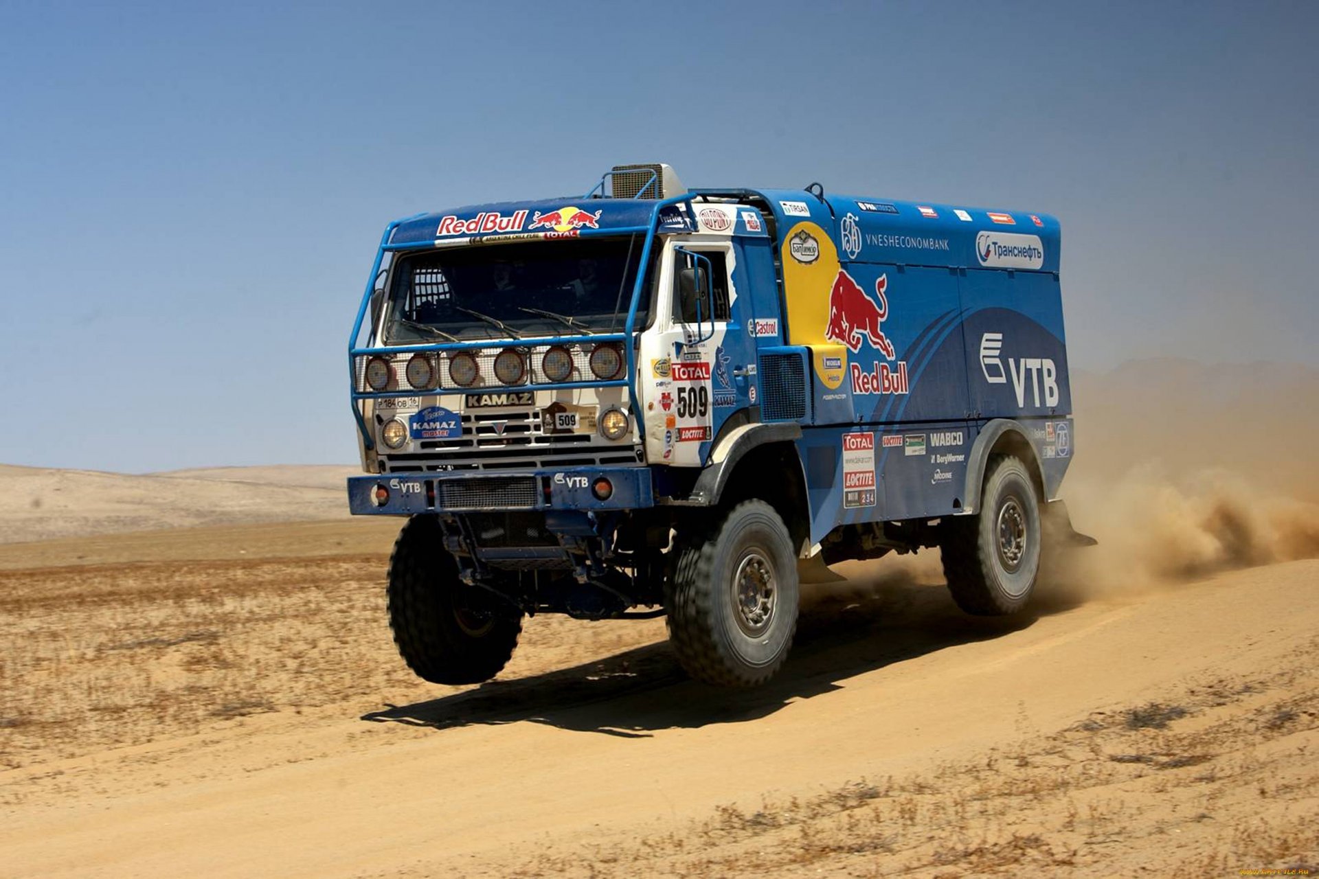 kamaz lkw rallye dakar front red bull scheinwerfer standbild geschwindigkeit kraft