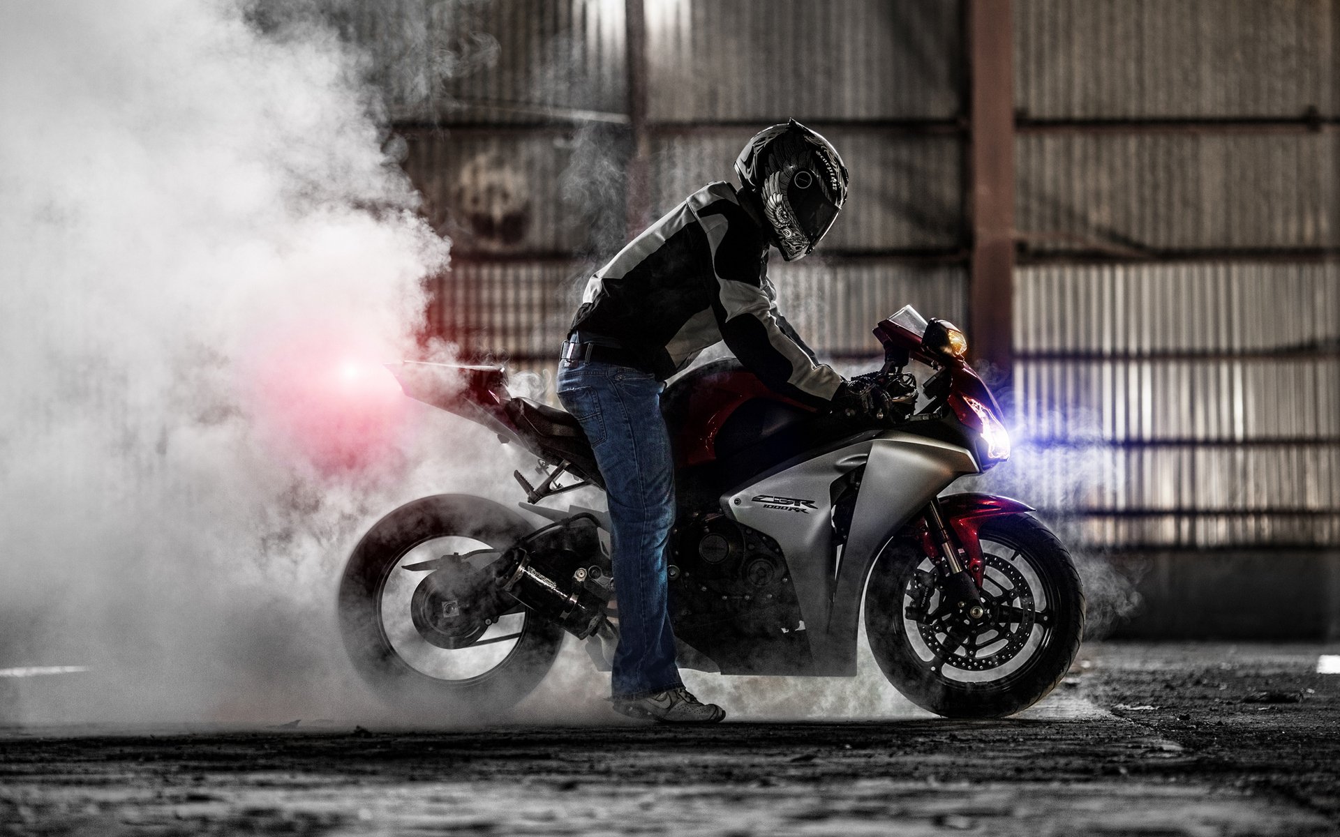 honda cbr 1000rr супербайк спортбайки хонда мотоцикл дым выгорания