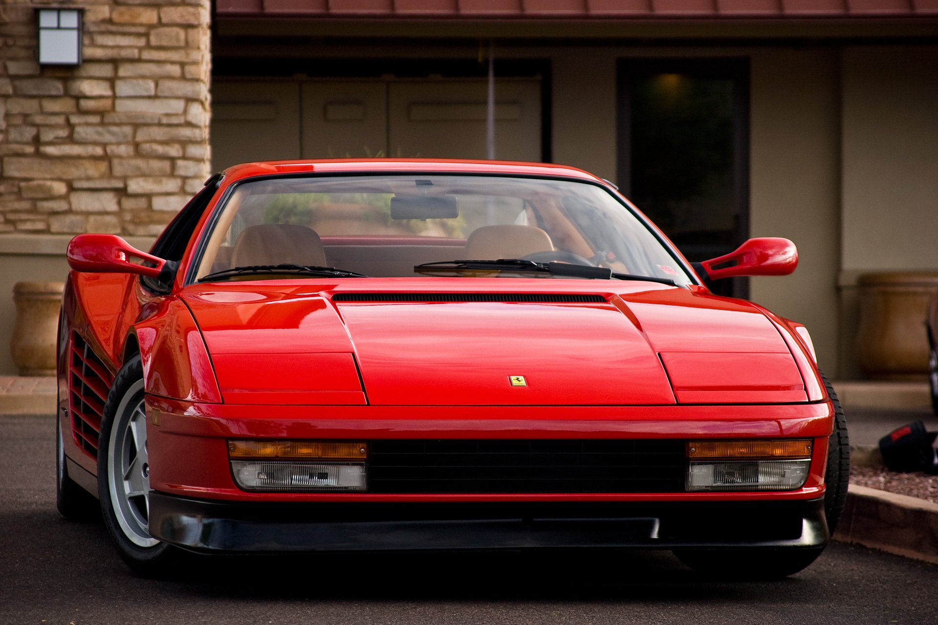 ferrari testarossa red building ferrari testarossa red